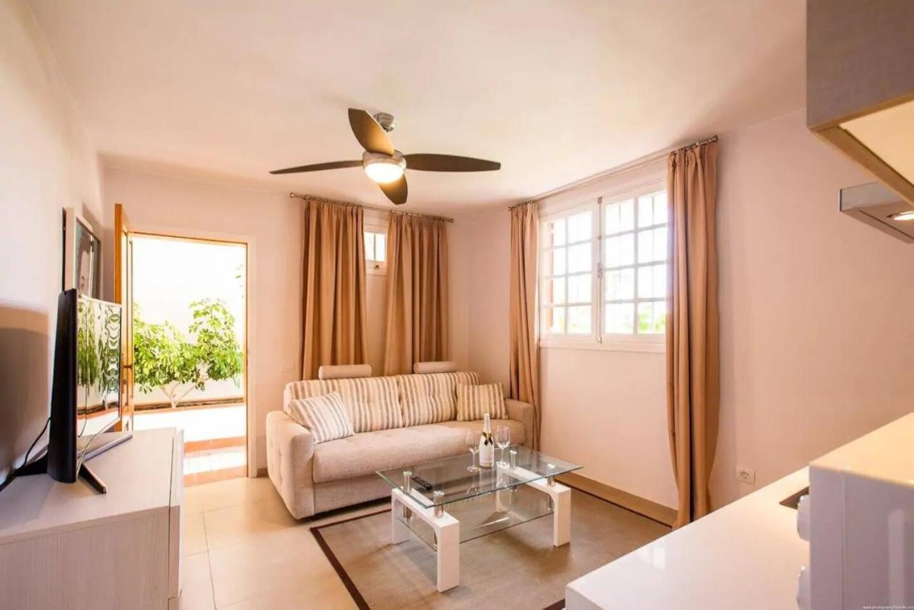 1 Bedroom Apartment For 4 People In Tenerife Costa Adeje  Exterior foto