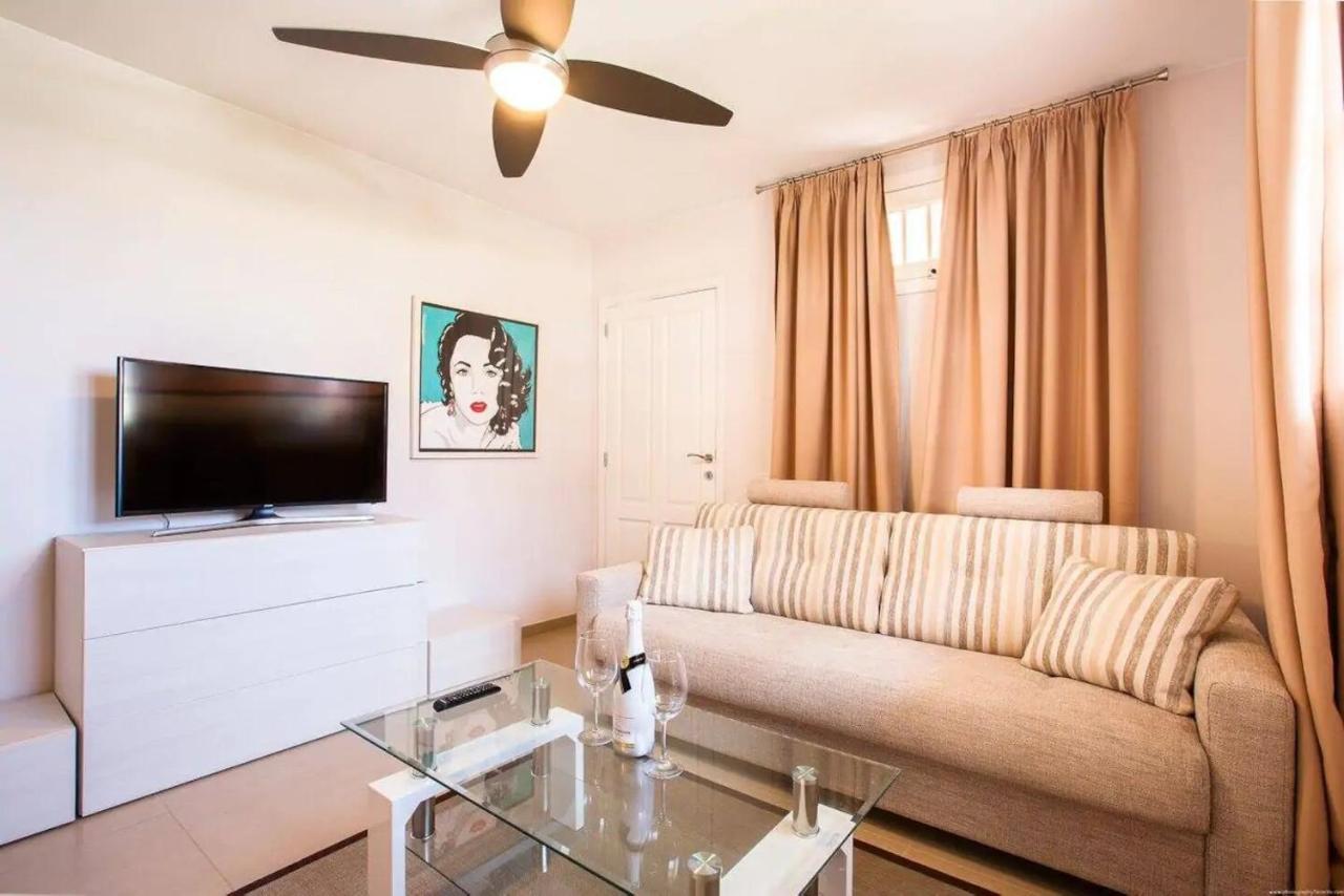1 Bedroom Apartment For 4 People In Tenerife Costa Adeje  Exterior foto